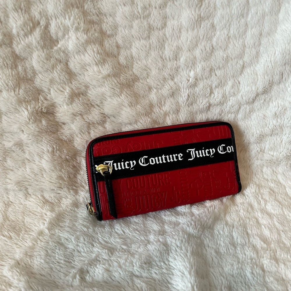 SOLD- Juicy couture wallet NWT
